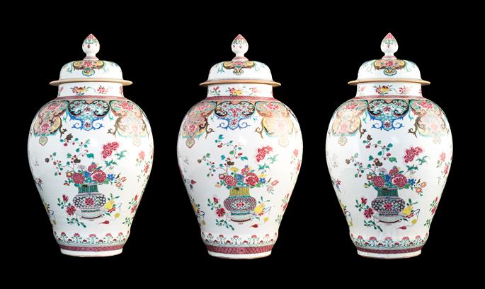 Set of three Chinese export porcelain famille rose vases &amp; covers | MasterArt